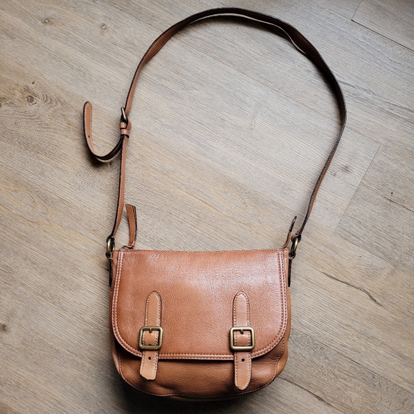 Frye Handbags - Frye Lily crossbody purse bag tan leather saddlebag